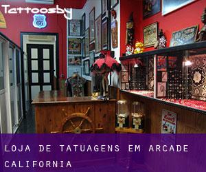 Loja de tatuagens em Arcade (California)