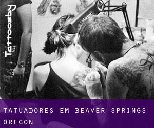 Tatuadores em Beaver Springs (Oregon)