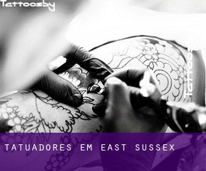 Tatuadores em East Sussex