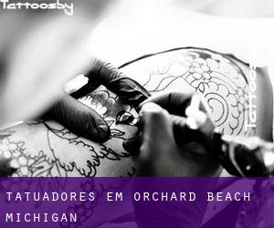 Tatuadores em Orchard Beach (Michigan)